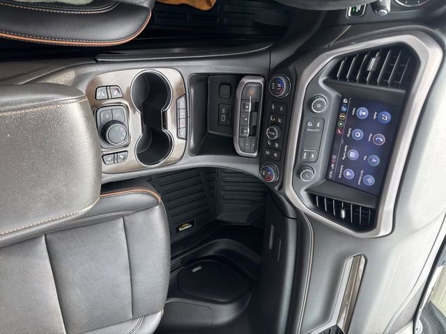 Used 2023 GMC Acadia AT4 w/ Technology Package AWD/4WD image 30