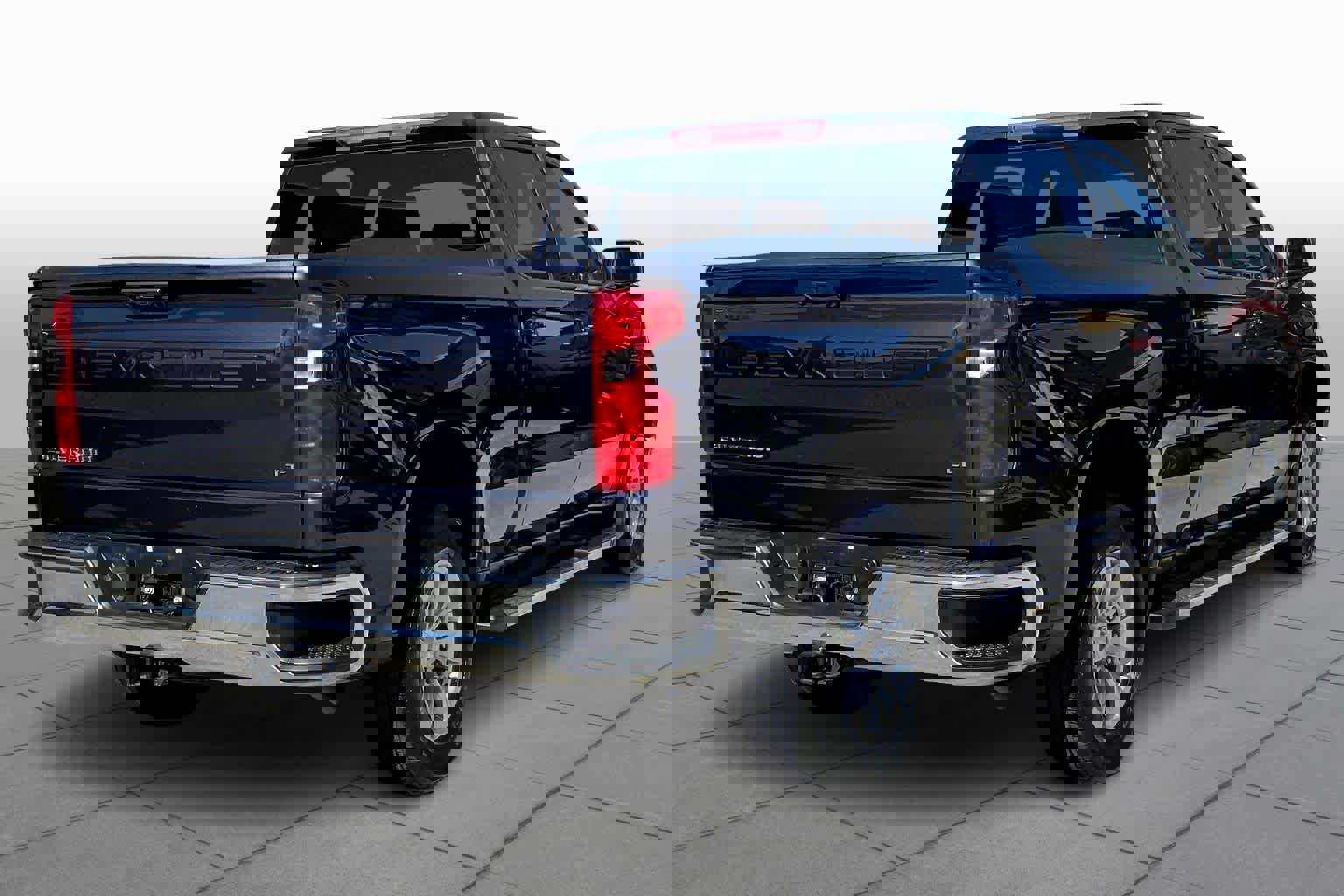 Used 2024 Chevrolet Silverado 1500 LT w/ Protection Package image 4