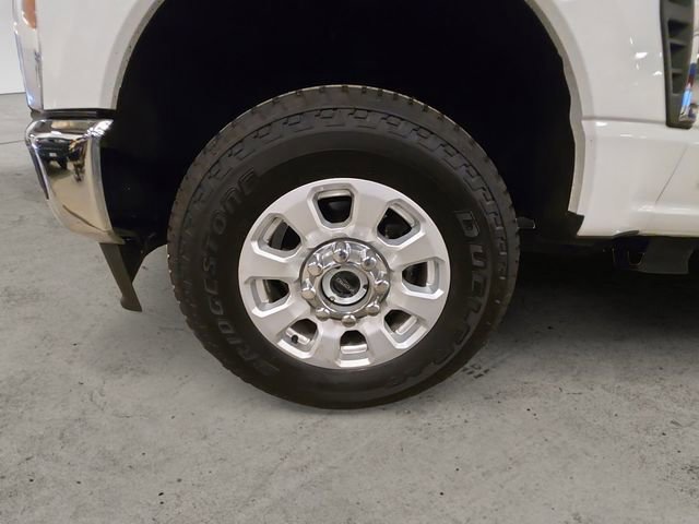 Certified 2024 Ford F350 XLT w/ 360-Degree Camera Package image 14