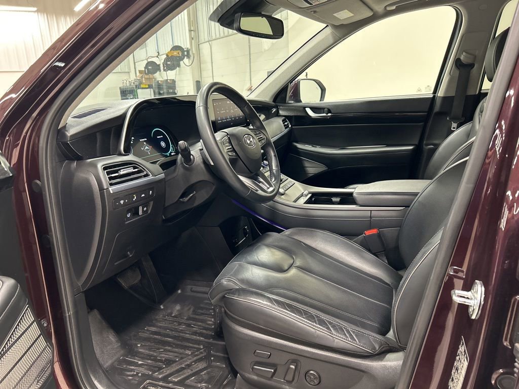 Used 2022 Hyundai Palisade Limited image 11