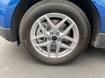 Certified 2023 Ford Edge SEL w/ Convenience Package AWD/4WD image 3