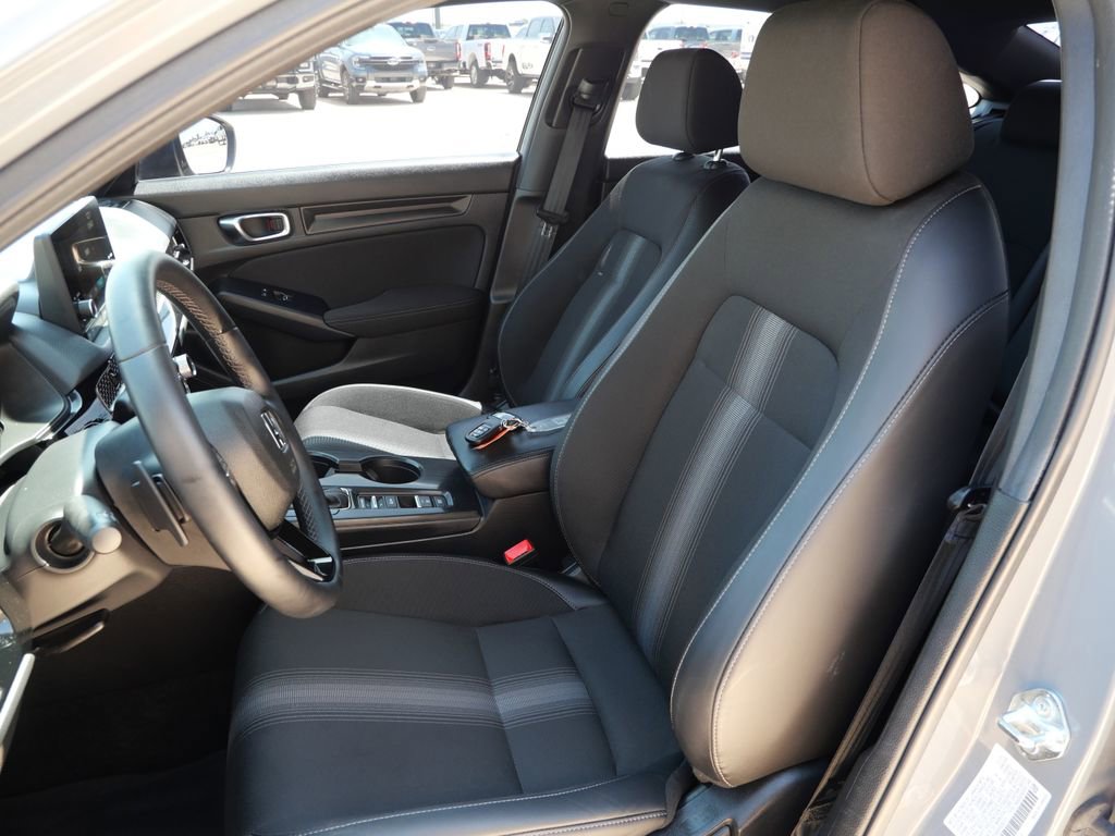 Used 2025 Honda Civic Sport image 18