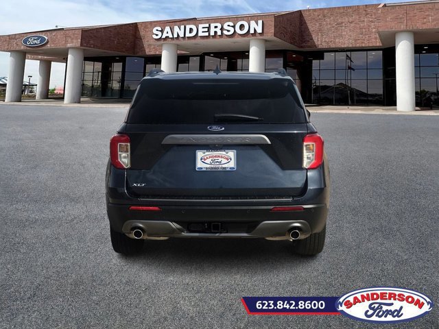 Certified 2023 Ford Explorer XLT w/ Equipment Group 202A image 4