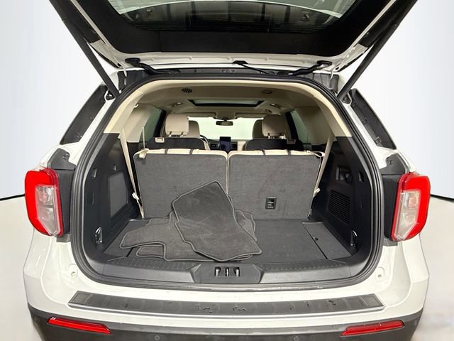 Certified 2023 Ford Explorer Limited w/ Limited Technology Package image 28