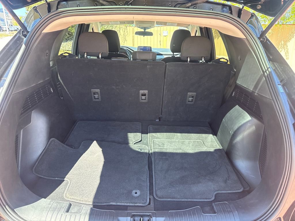 Certified 2025 Ford Escape Active AWD/4WD image 7