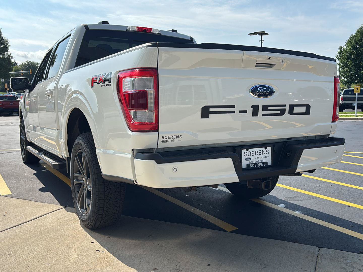 Certified 2022 Ford F150 Lariat w/ Equipment Group 502A High AWD/4WD image 30
