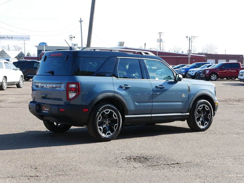 Certified 2025 Ford Bronco Sport Outer Banks image 3