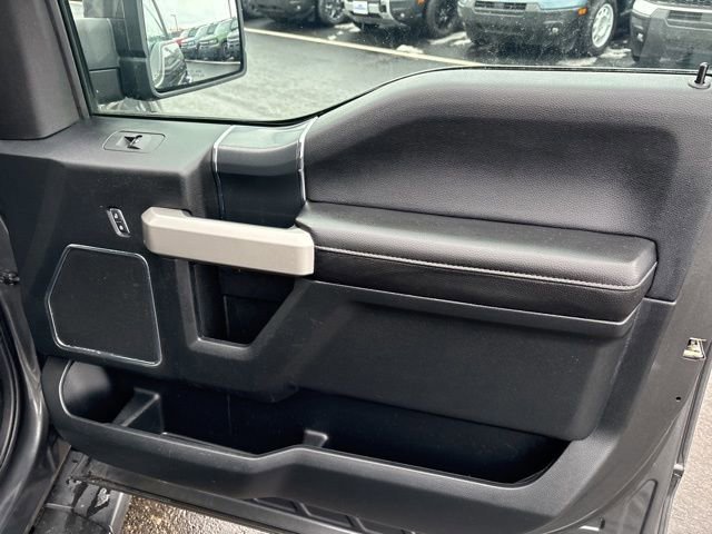 Certified 2019 Ford F150 Lariat w/ Equipment Group 502A Luxury image 36