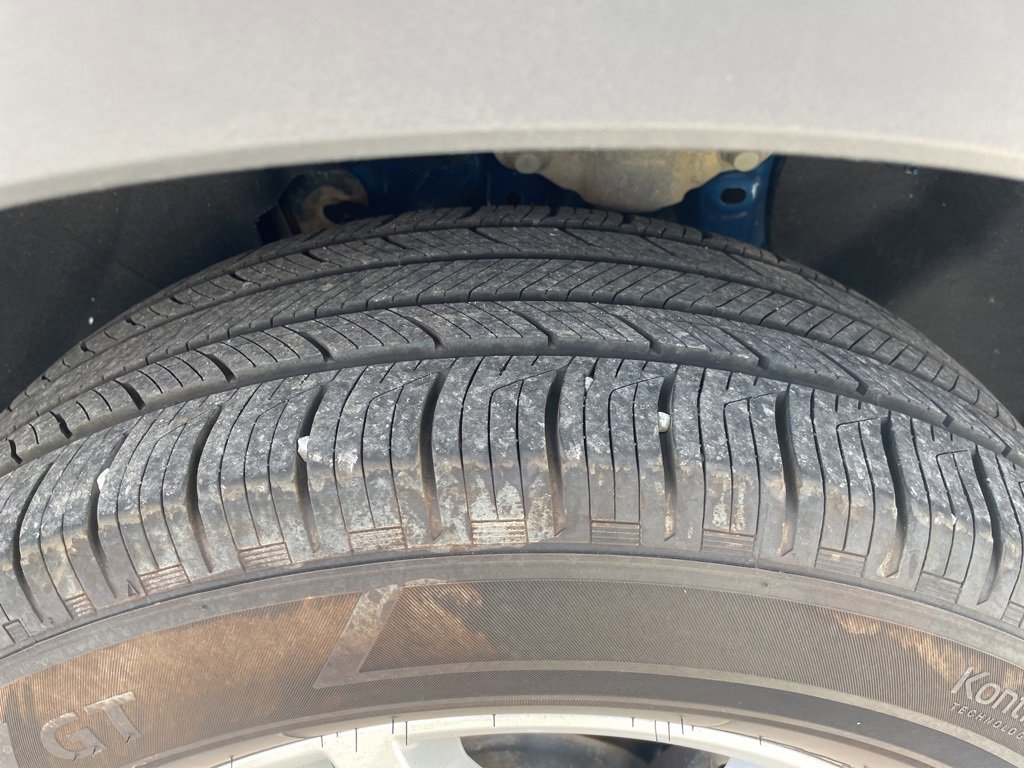 Certified 2023 Ford Explorer XLT w/ Equipment Group 202A image 9