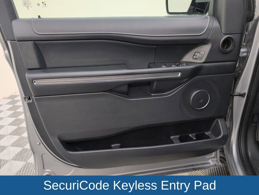 Certified 2024 Ford Expedition XLT image 36