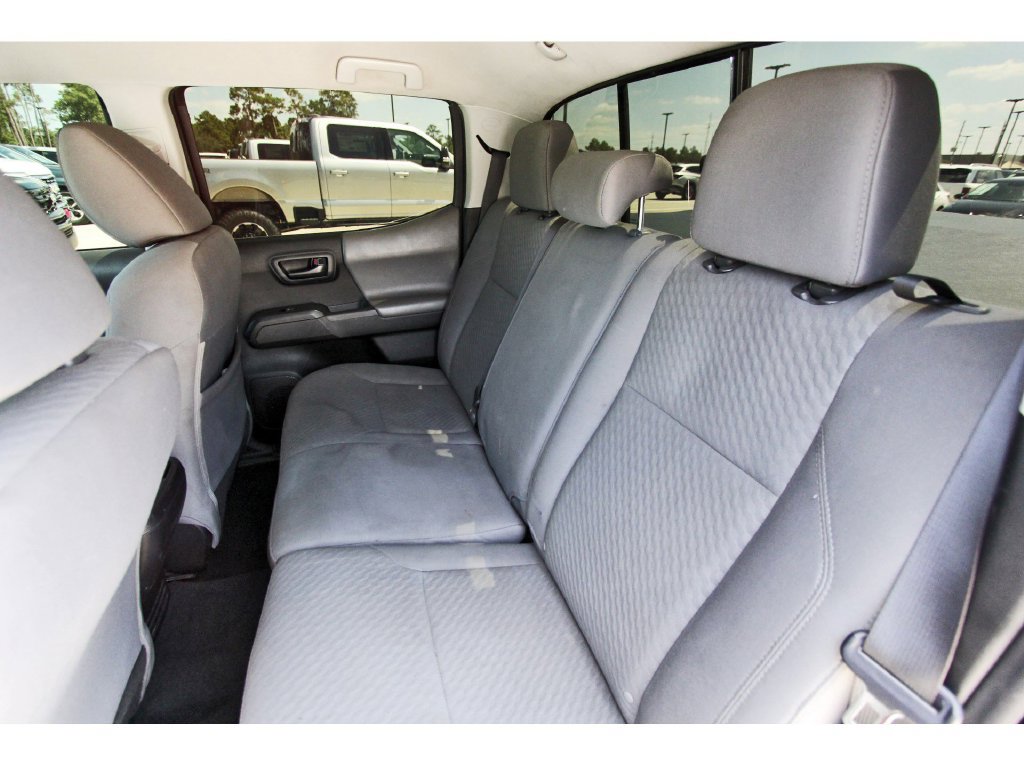 Used 2023 Toyota Tacoma SR AWD/4WD image 13