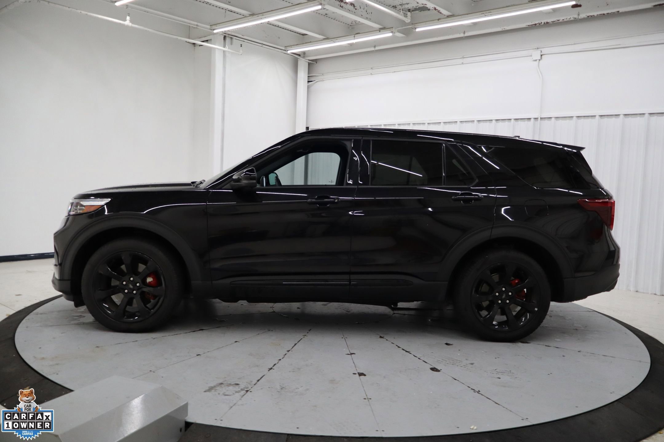 Certified 2022 Ford Explorer ST w/ Equipment Group 401A image 4