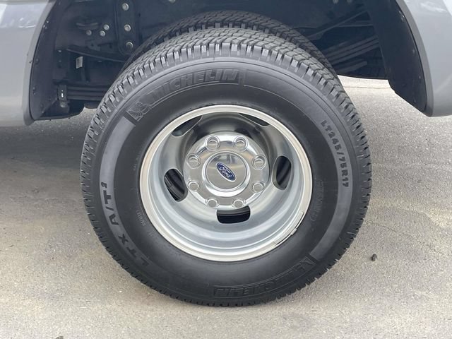 Certified 2025 Ford F350 Lariat w/ Lariat Ultimate Package AWD/4WD image 9