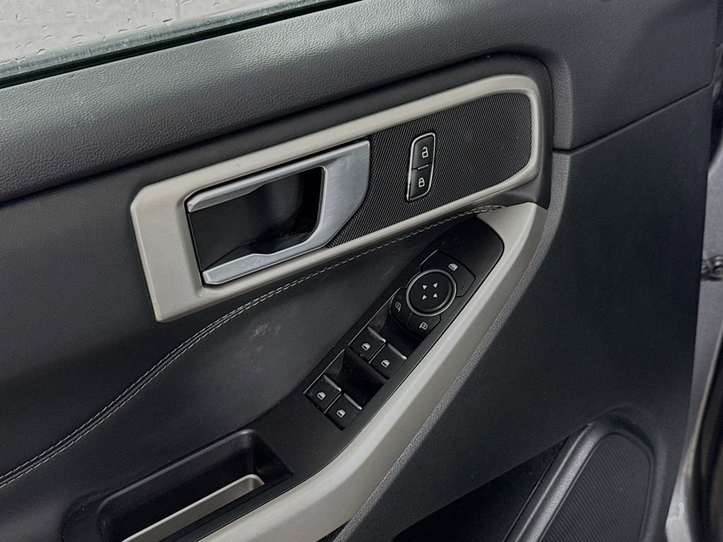 Certified 2023 Ford Explorer XLT w/ Equipment Group 202A image 17