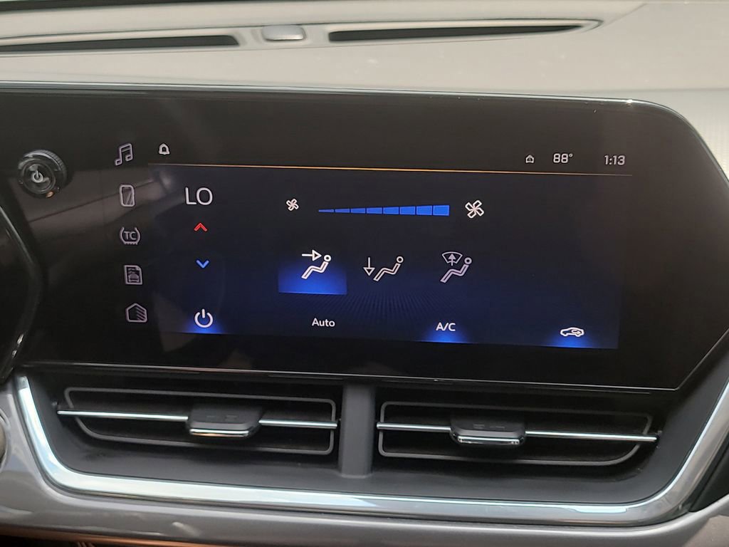 Used 2024 Chevrolet Trax ACTIV image 22