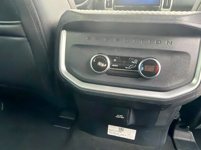 Certified 2025 Ford Expedition Active AWD/4WD image 36