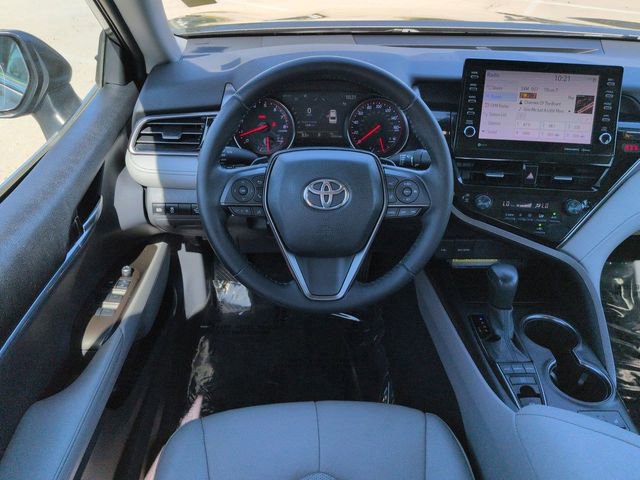 Used 2021 Toyota Camry XSE image 15