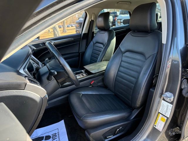 Certified 2017 Ford Fusion Energi SE image 12