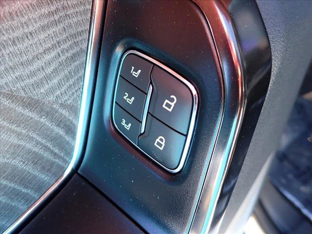 Certified 2022 Ford F150 Platinum w/ Equipment Group 701A High image 18