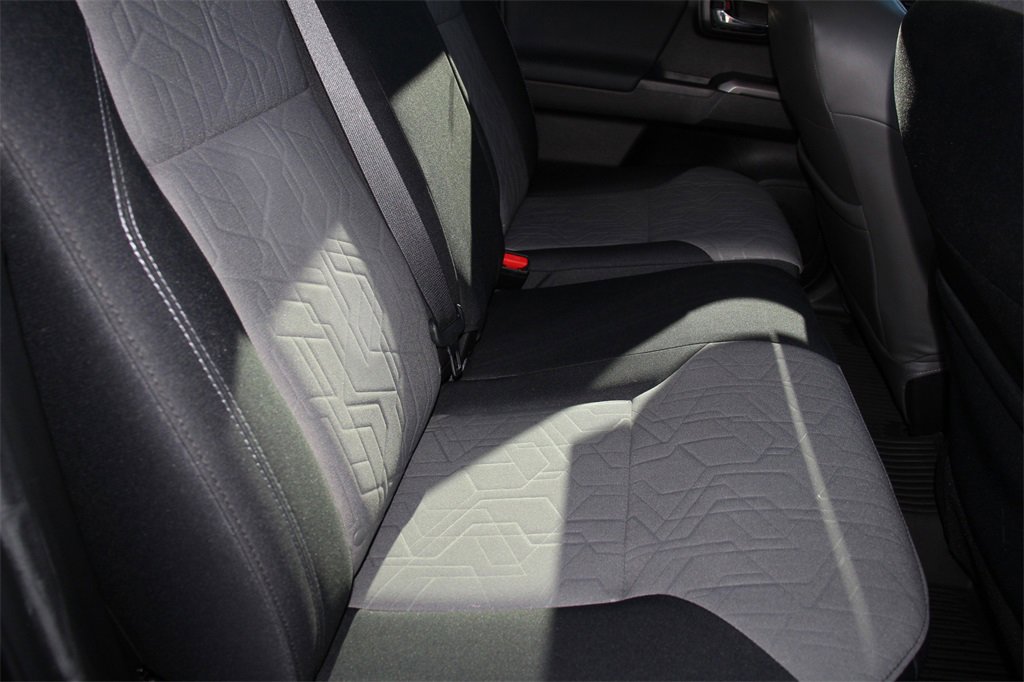 Used 2022 Toyota Tacoma TRD Off-Road image 26