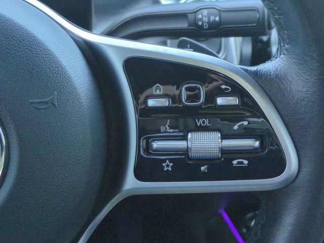 Used 2021 Mercedes-Benz GLB 250 4MATIC image 28