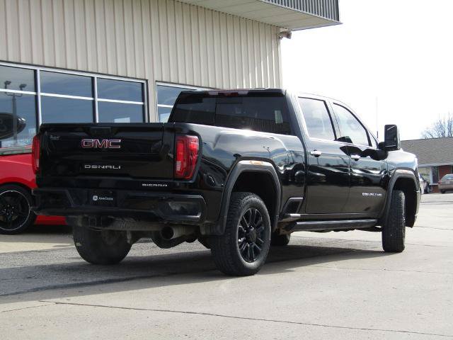 Used 2023 GMC Sierra 2500 Denali w/ Denali Black Diamond Edition AWD/4WD image 3