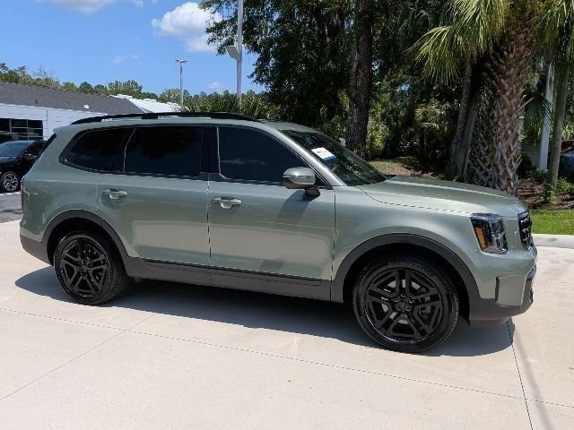 Used 2025 Kia Telluride EX X-Line AWD/4WD image 3