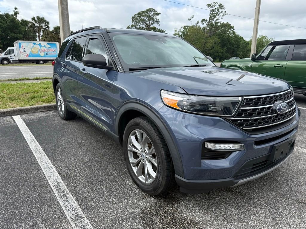 Certified 2021 Ford Explorer XLT w/ Equipment Group 202A image 2