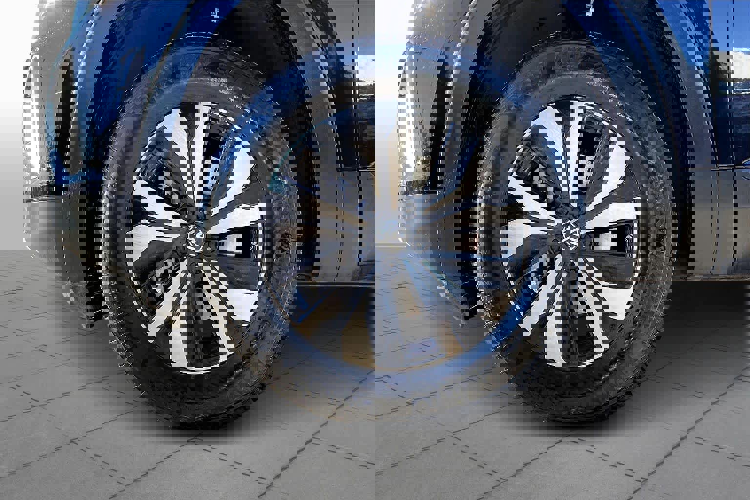 Used 2025 Volkswagen Atlas SE image 10