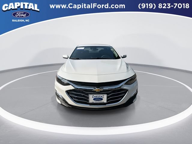Used 2023 Chevrolet Malibu LS w/ Driver Confidence Package FWD image 3