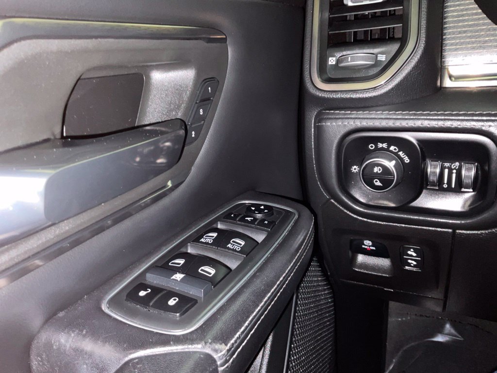 Used 2021 RAM 1500 Limited w/ Body Color Bumper Group AWD/4WD image 19