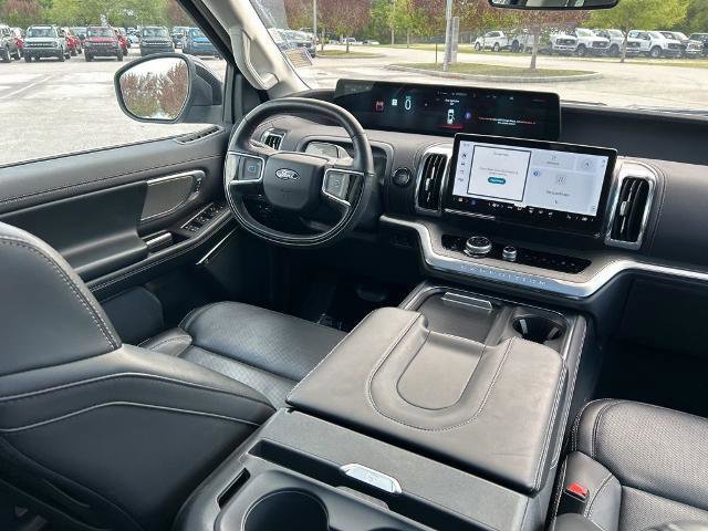 Certified 2025 Ford Expedition Platinum w/ Driver's Package image 9