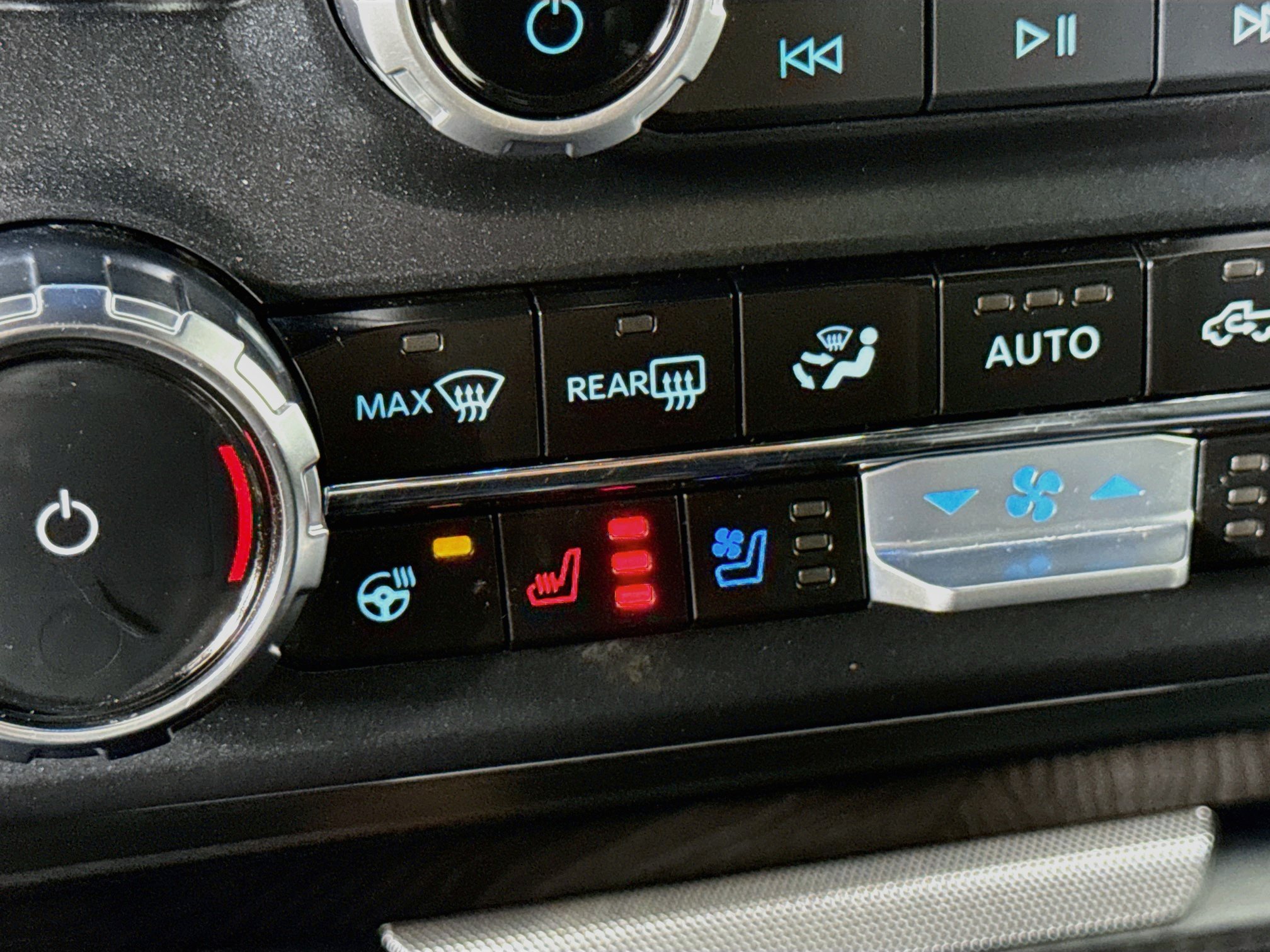 Certified 2024 Ford F250 Platinum AWD/4WD image 21