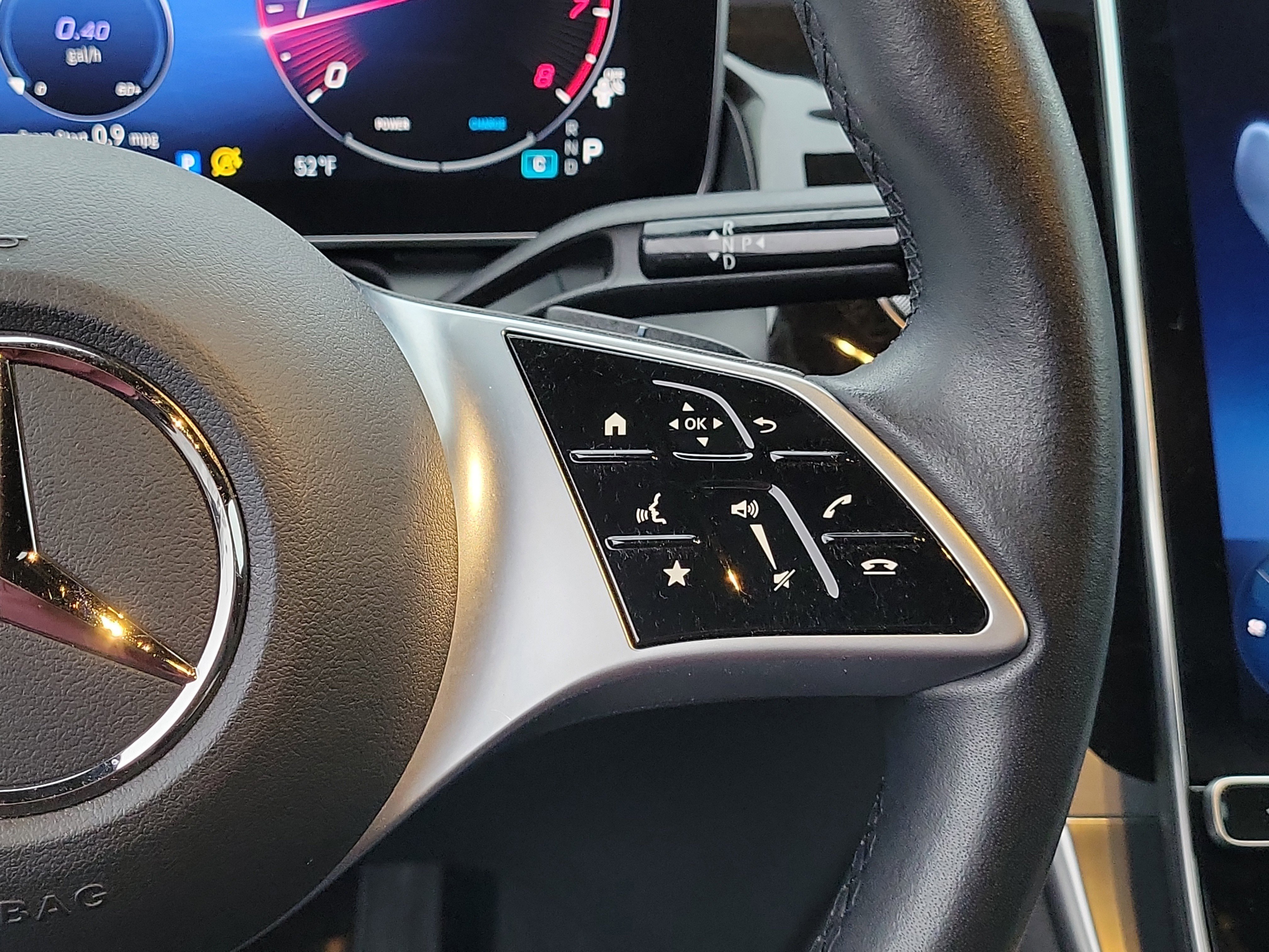 Used 2023 Mercedes-Benz GLC 300 4MATIC image 26