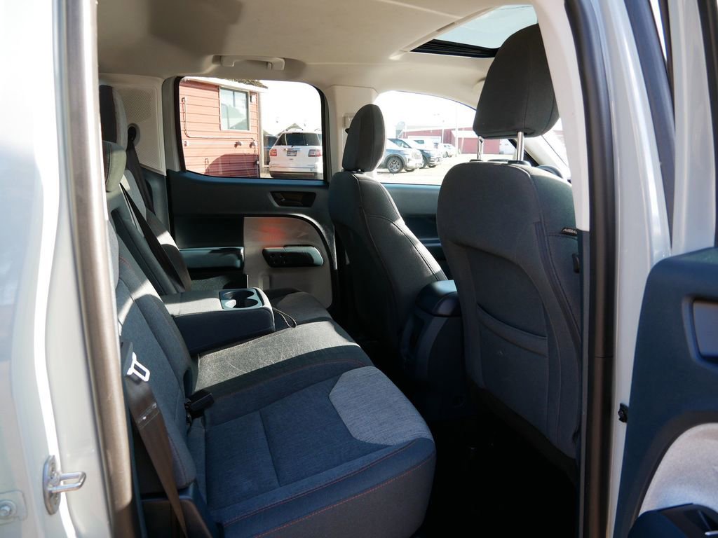 Certified 2022 Ford Maverick XLT image 9