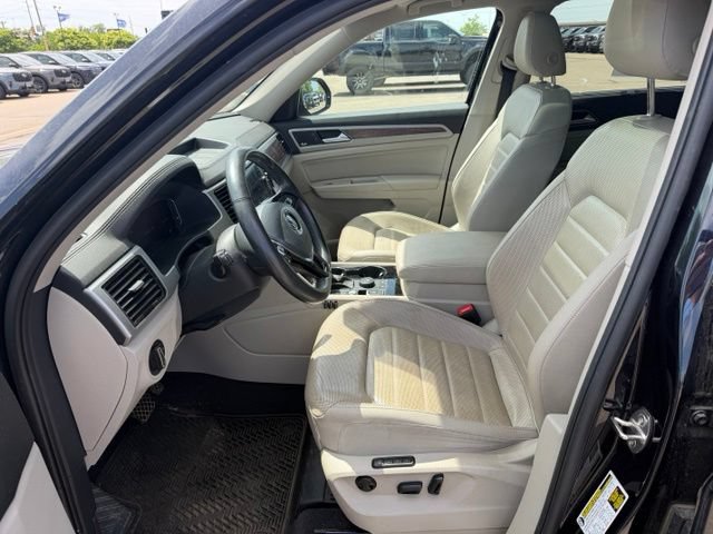 Used 2019 Volkswagen Atlas SEL Premium AWD/4WD image 10