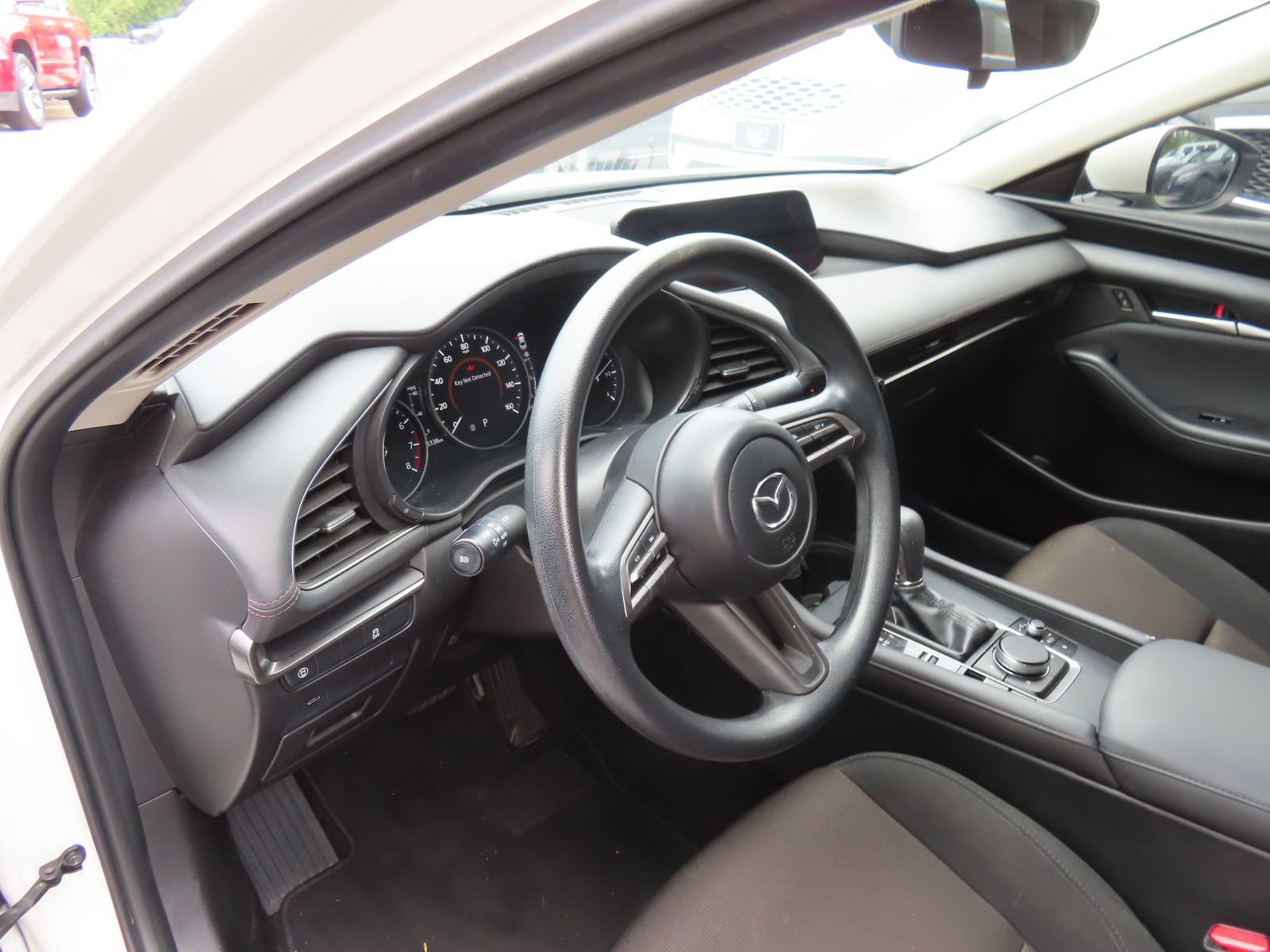 Used 2020 MAZDA MAZDA3 Sedan FWD image 22