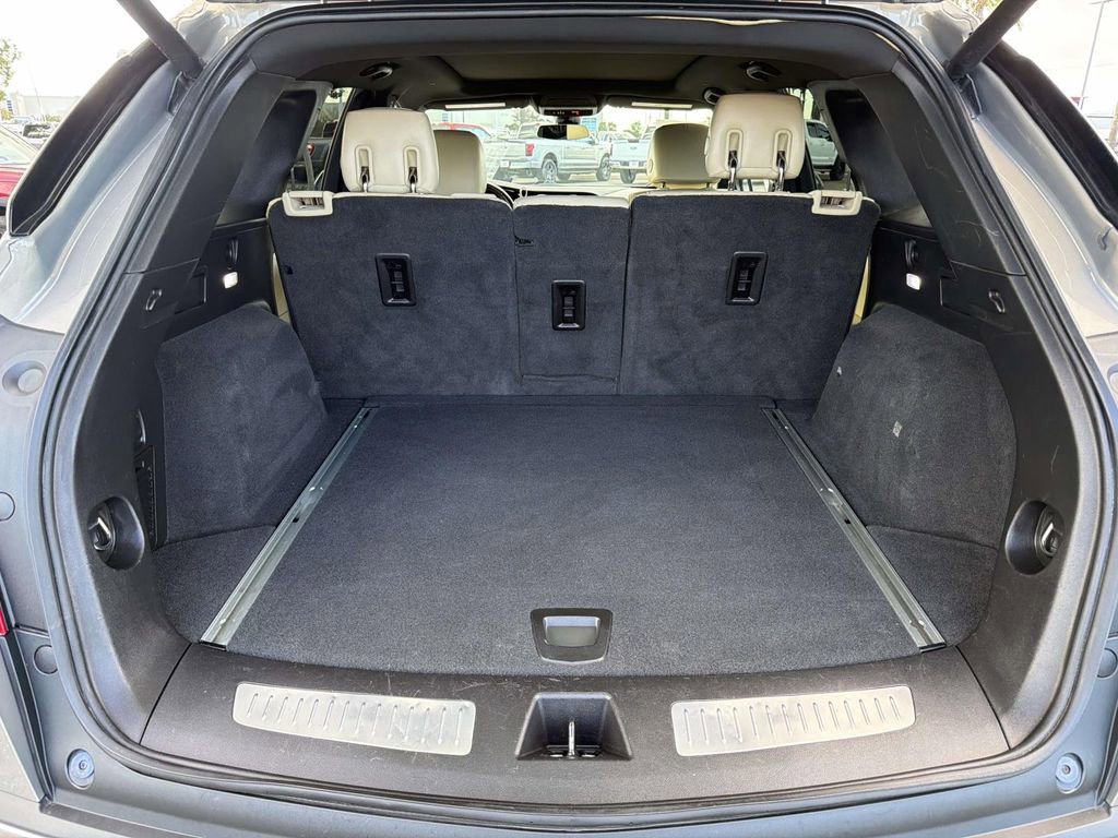 Used 2019 Cadillac XT5 Luxury image 24