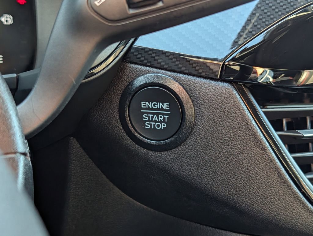 Certified 2025 Ford Escape ST-Line image 23