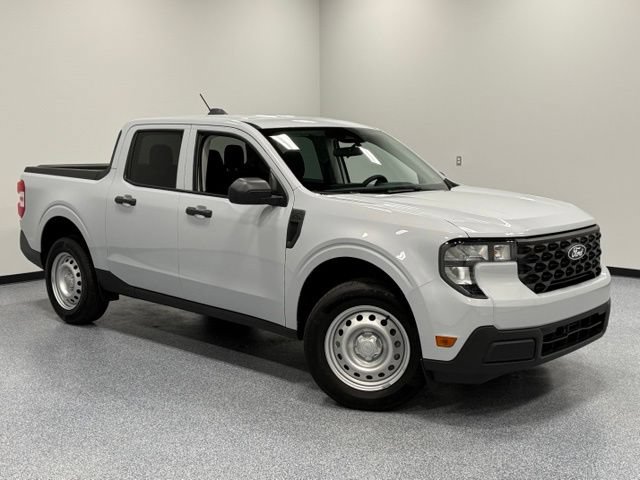 Certified 2025 Ford Maverick XL w/ Equipment Group 102A AWD/4WD image 3