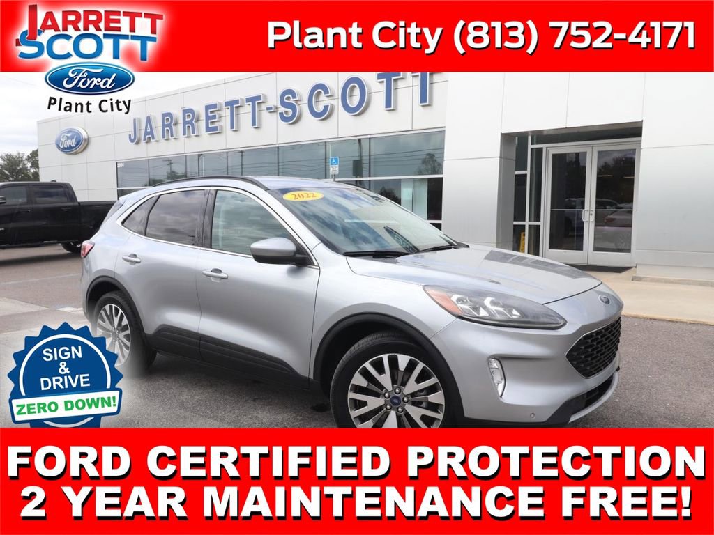 Certified 2022 Ford Escape Titanium AWD/4WD image 1