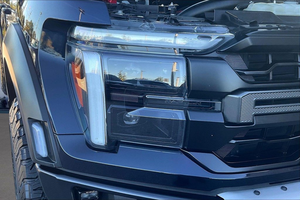 Certified 2025 Ford F150 Raptor AWD/4WD image 33