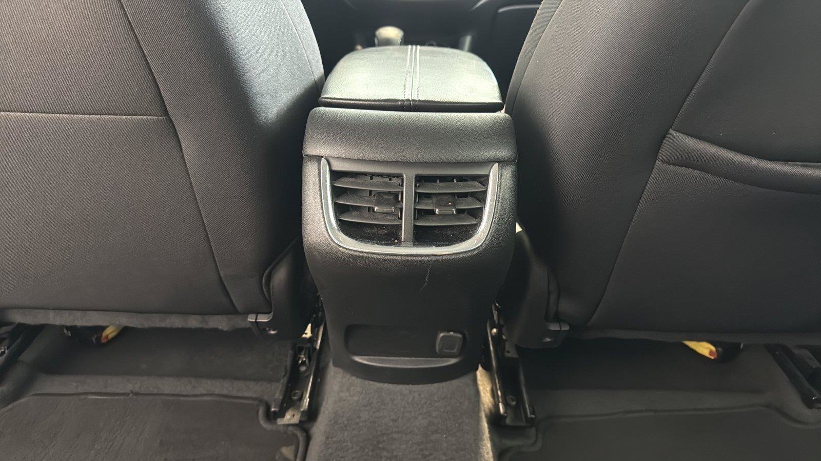 Used 2024 Chevrolet Malibu LT FWD image 32