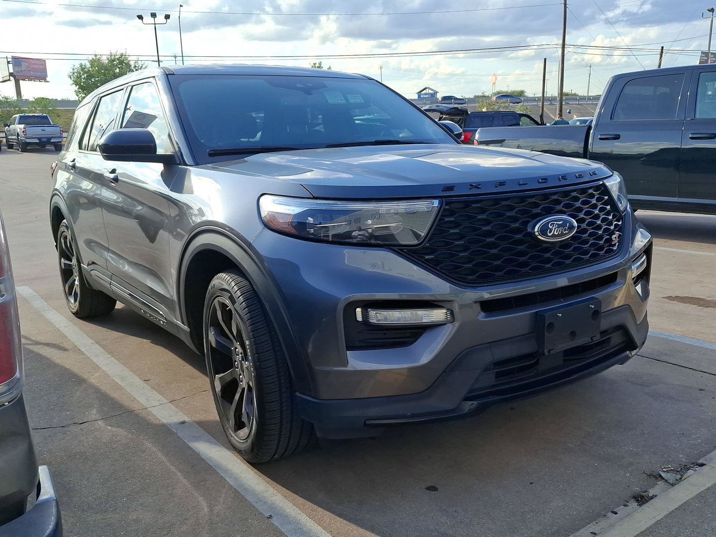 Certified 2022 Ford Explorer ST w/ ST Street Pack RWD image 27