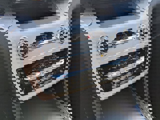 Certified 2023 Ford Explorer XLT w/ Equipment Group 202A image 22