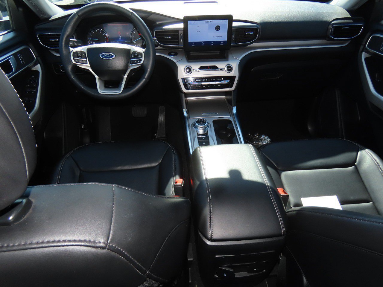 Certified 2023 Ford Explorer XLT w/ Equipment Group 202A image 22