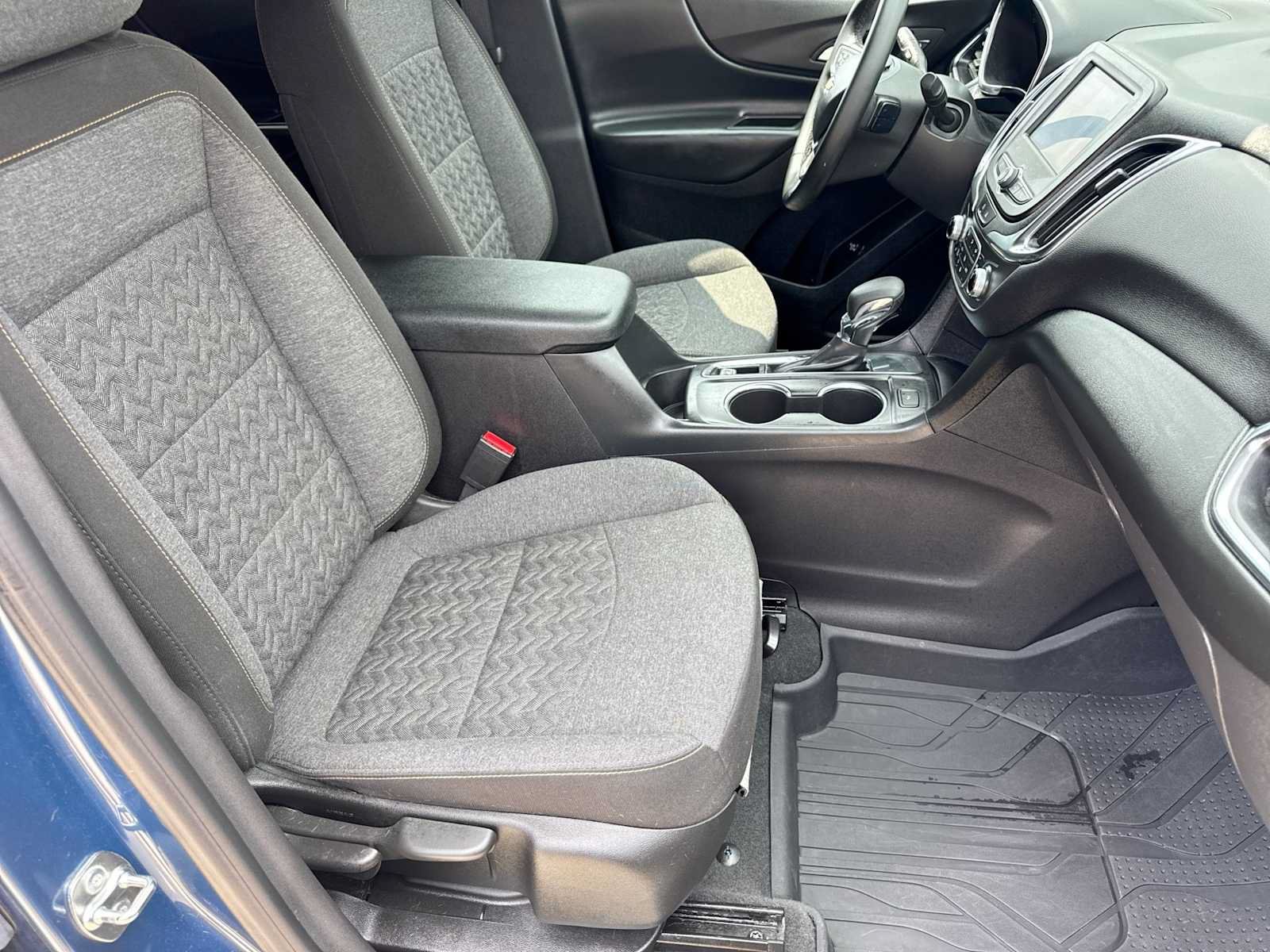 Used 2024 Chevrolet Equinox LT w/ LPO, Floor Liner Package FWD image 20