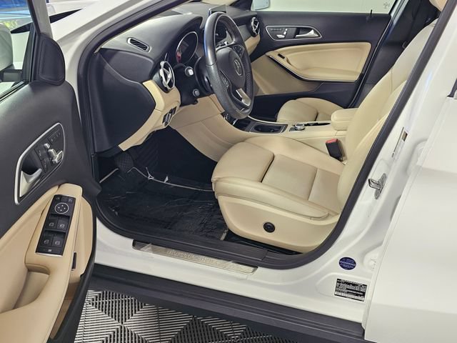 Used 2020 Mercedes-Benz GLA 250 4MATIC image 20