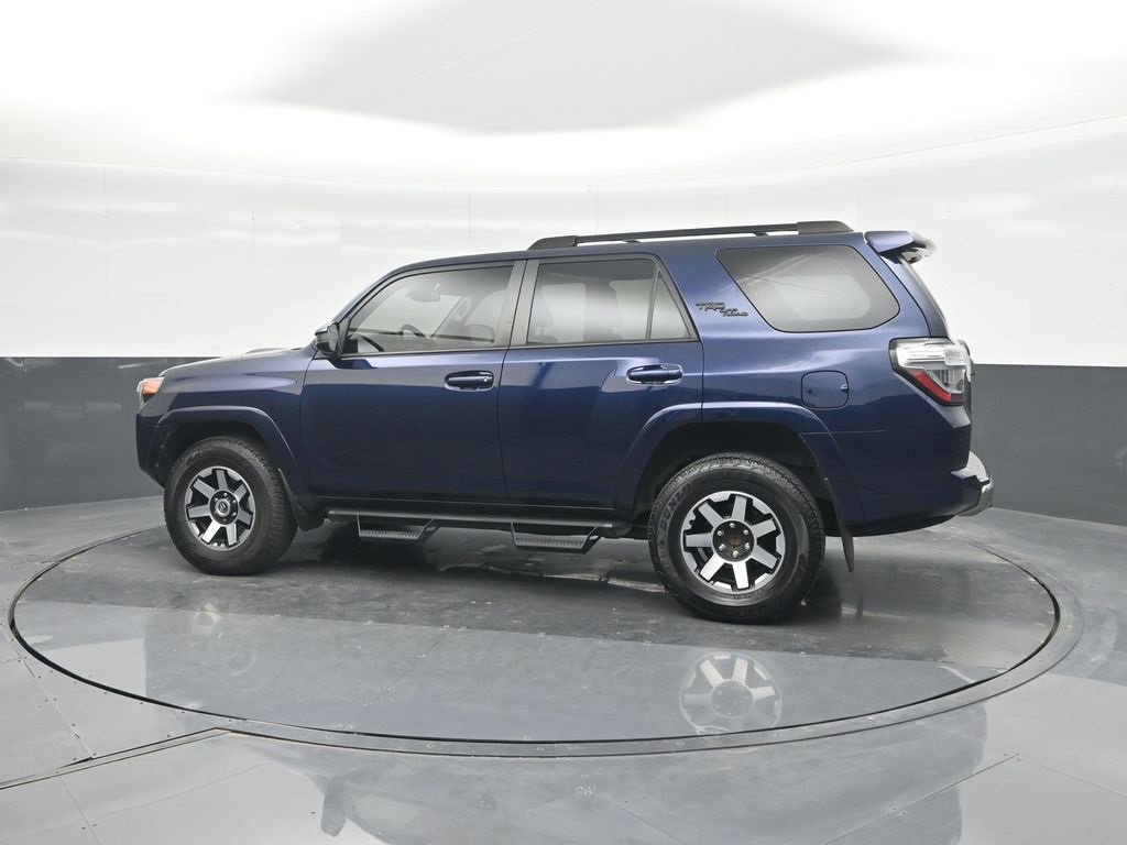 Used 2022 Toyota 4Runner TRD Off-Road image 27
