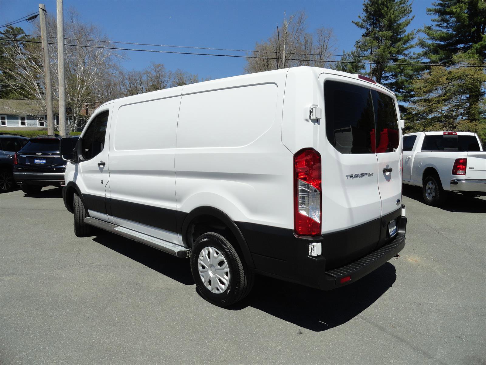 Certified 2023 Ford Transit 250 Low Roof w/ Exterior Upgrade Package RWD image 7